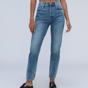 Everlane 90s Cheeky Jean